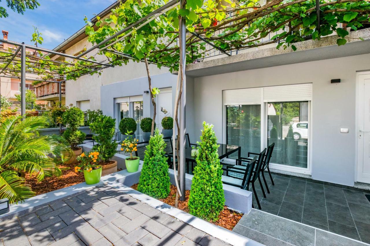 Lavanda Maslina - New Luxury Apartments Pula Exterior photo